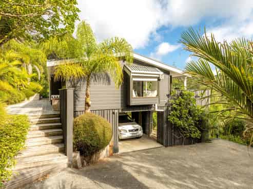 84 Coromandel Road, Oneroa