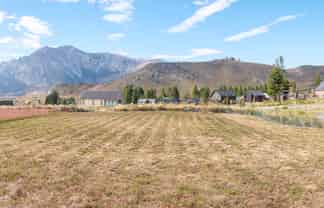 32 Luge Loop, Castle Hill