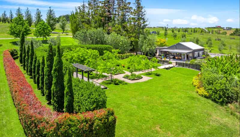 97 Monarch-Downs Way, Matakana