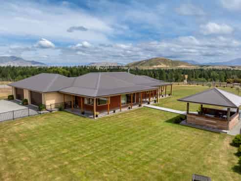 15 The Drive, Twizel