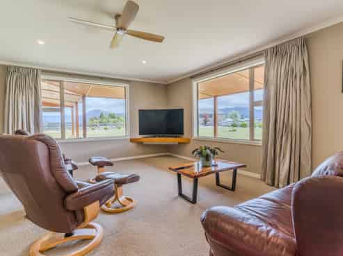 15 The Drive, Twizel