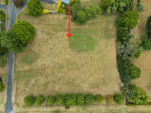 2121E River Road, Horsham Downs