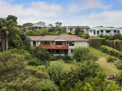 257 Tanners Point Road, Tanners Point