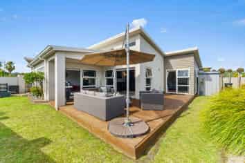 125 Solomon Street, Brookfield