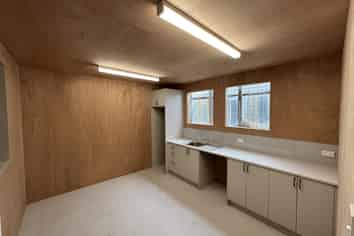 Industrial warehouse - Eastern suburbs