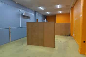 Shop or Office or 'Deep Cafe'