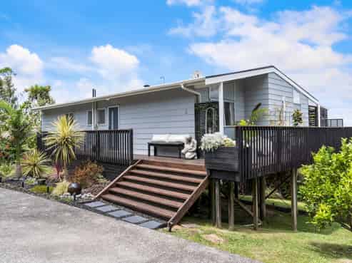 2 Captains Close, Torbay