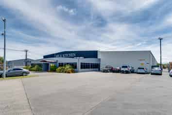 Modern Whakatu Warehouse For Lease 