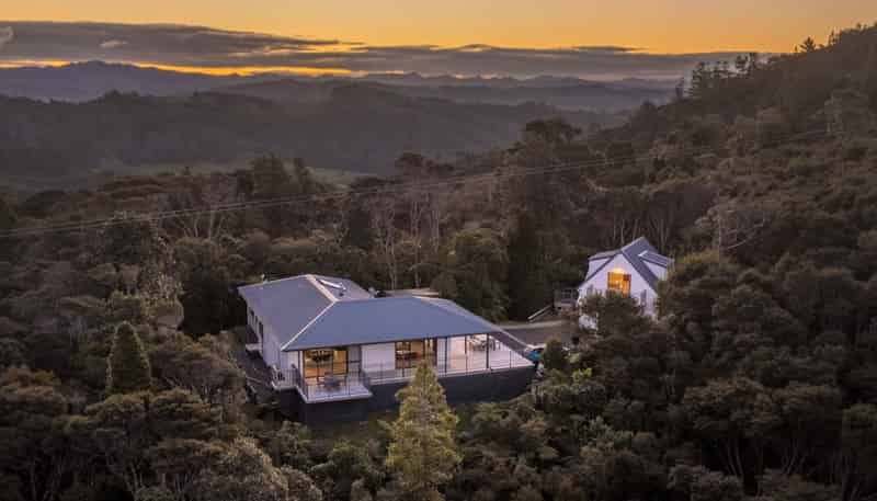 595 Boat Harbour Road, Whenuakite