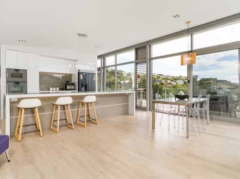 11 St Remy Lane, Redcliffs