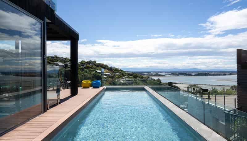 11 St Remy Lane, Redcliffs