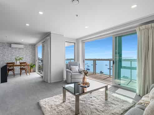 804/72 Devonport Road, Tauranga Central
