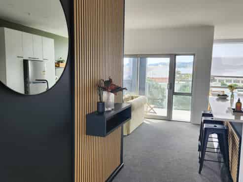 203/4 Reads Quay, Marinaview, Gisborne