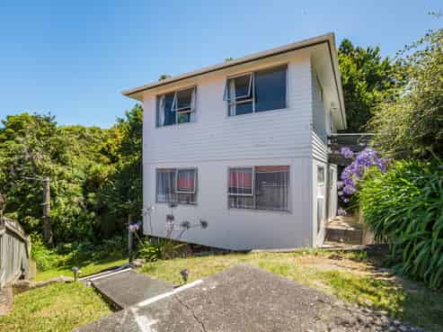 6 Penryn Drive, Camborne