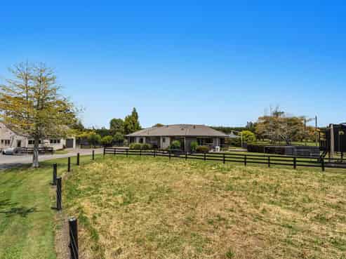 27 Putiki Road, Edgecumbe