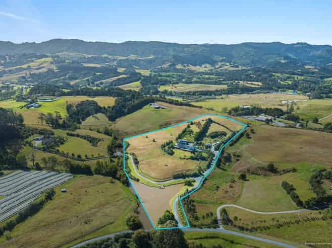 136a Monarch-Downs Way, Matakana