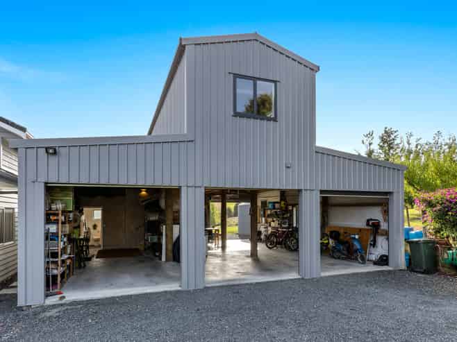 136a Monarch-Downs Way, Matakana