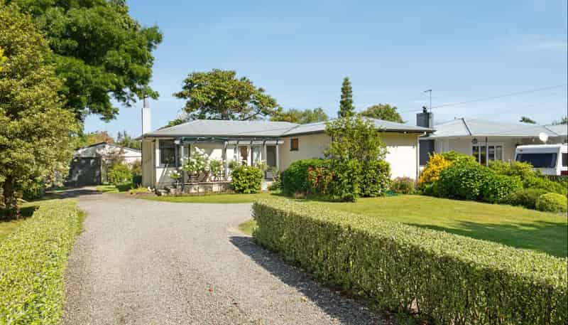 11 Main Street, Greytown
