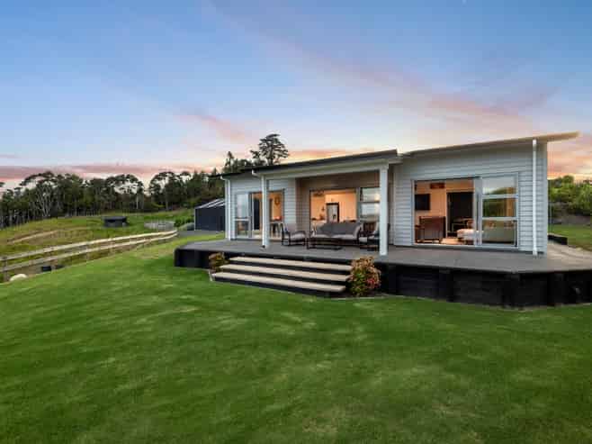 175 Alpine Road, Kaukapakapa
