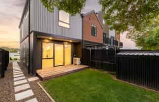 9a Malaga Crescent, Harewood