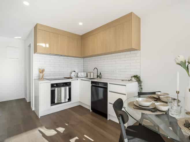 4/4 Limestone Drive, Hobsonville