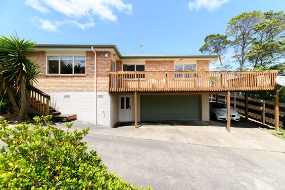 Property value - 13A Wharf Road, Te Atatu Peninsula - realestate.co.nz