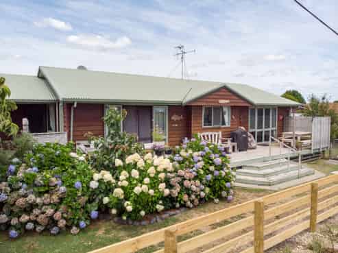 53 River Road, Ngatea