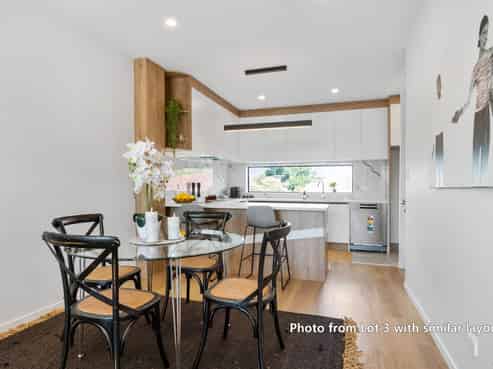 9/26 Buscomb Avenue, Henderson