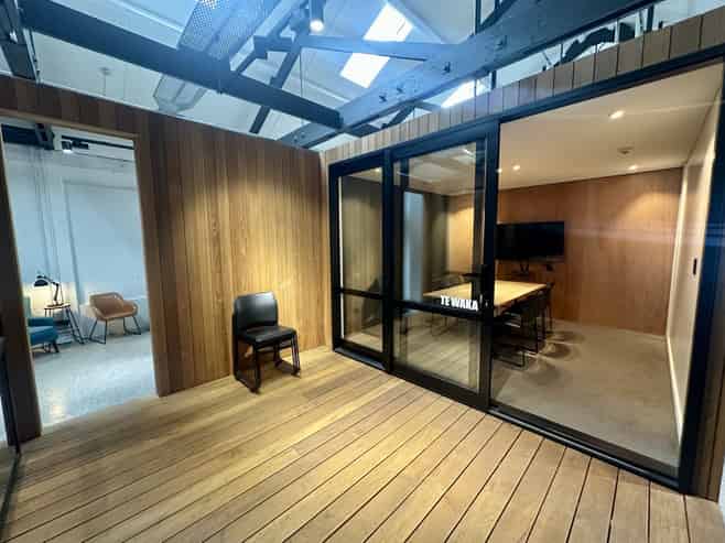 Character Kiwi Bacon Building Office