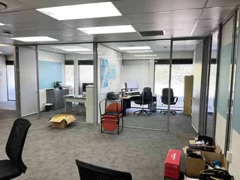 Quality office - $125/sqm, plenty of parking