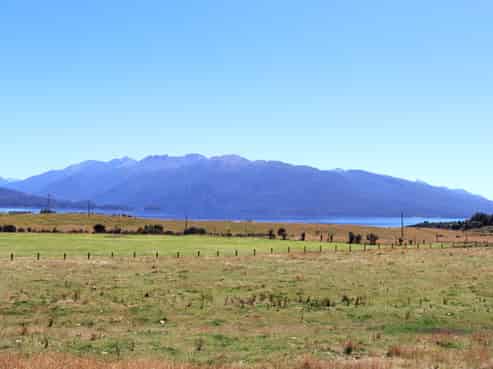 15B Sinclair Road, Te Anau