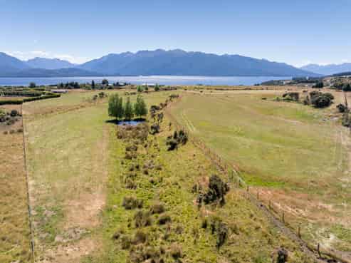 15B Sinclair Road, Te Anau
