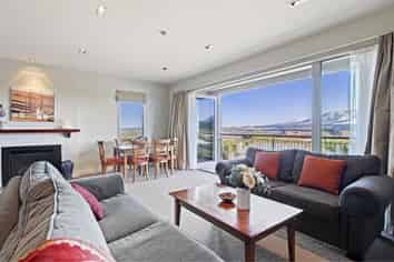 Villa 231/623 Coleridge Rd, Windwhistle