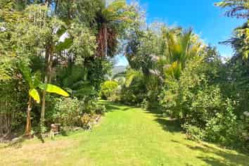 27 Nikau Heights, Little Wanganui