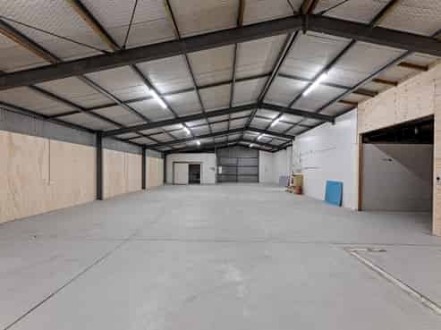 Modern Industrial Facility for Lease 
