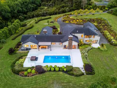 527D Coatesville-Riverhead Highway, Coatesville