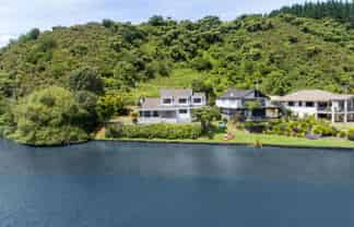14 Okawa Bay Road, Okere Falls
