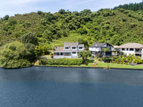14 Okawa Bay Road, Okere Falls