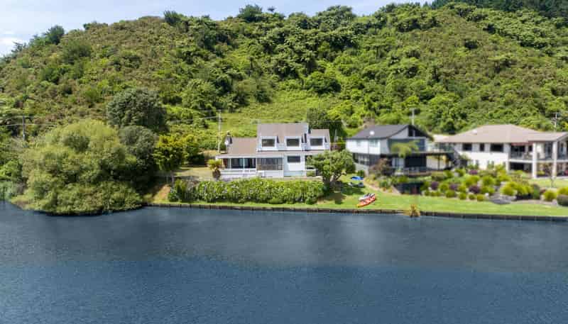 14 Okawa Bay Road, Okere Falls