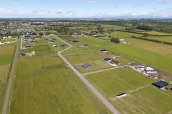 19 and 29 Meadowlands Green, Allenton