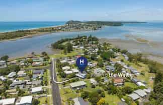 17 Athenree Road, Athenree