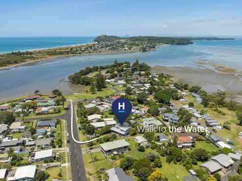 17 Athenree Road, Athenree