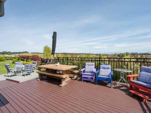 35 Redmill Road, Redwood Valley