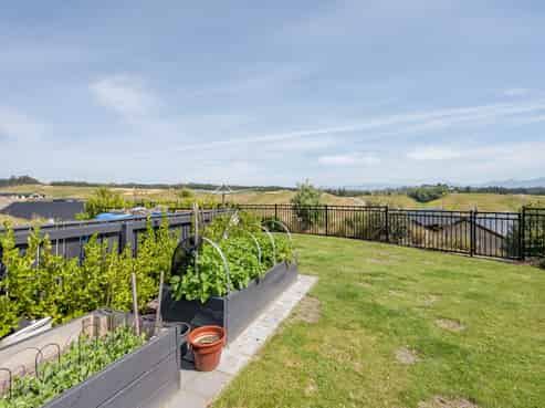 35 Redmill Road, Redwood Valley