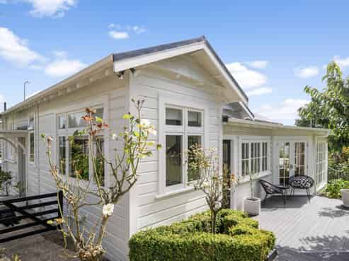 15 Northview Crescent, Belleknowes