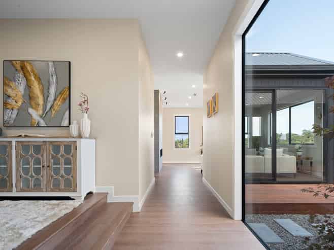 20 Awanui Road, Red Beach
