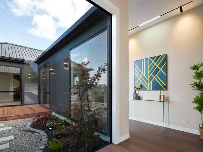20 Awanui Road, Red Beach