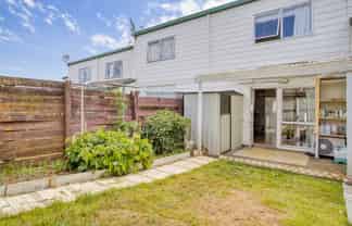 35 Fred Woodward Place, Mount Roskill