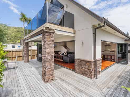 230 Waimaire Avenue, Matarangi
