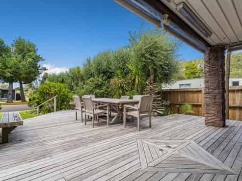 230 Waimaire Avenue, Matarangi